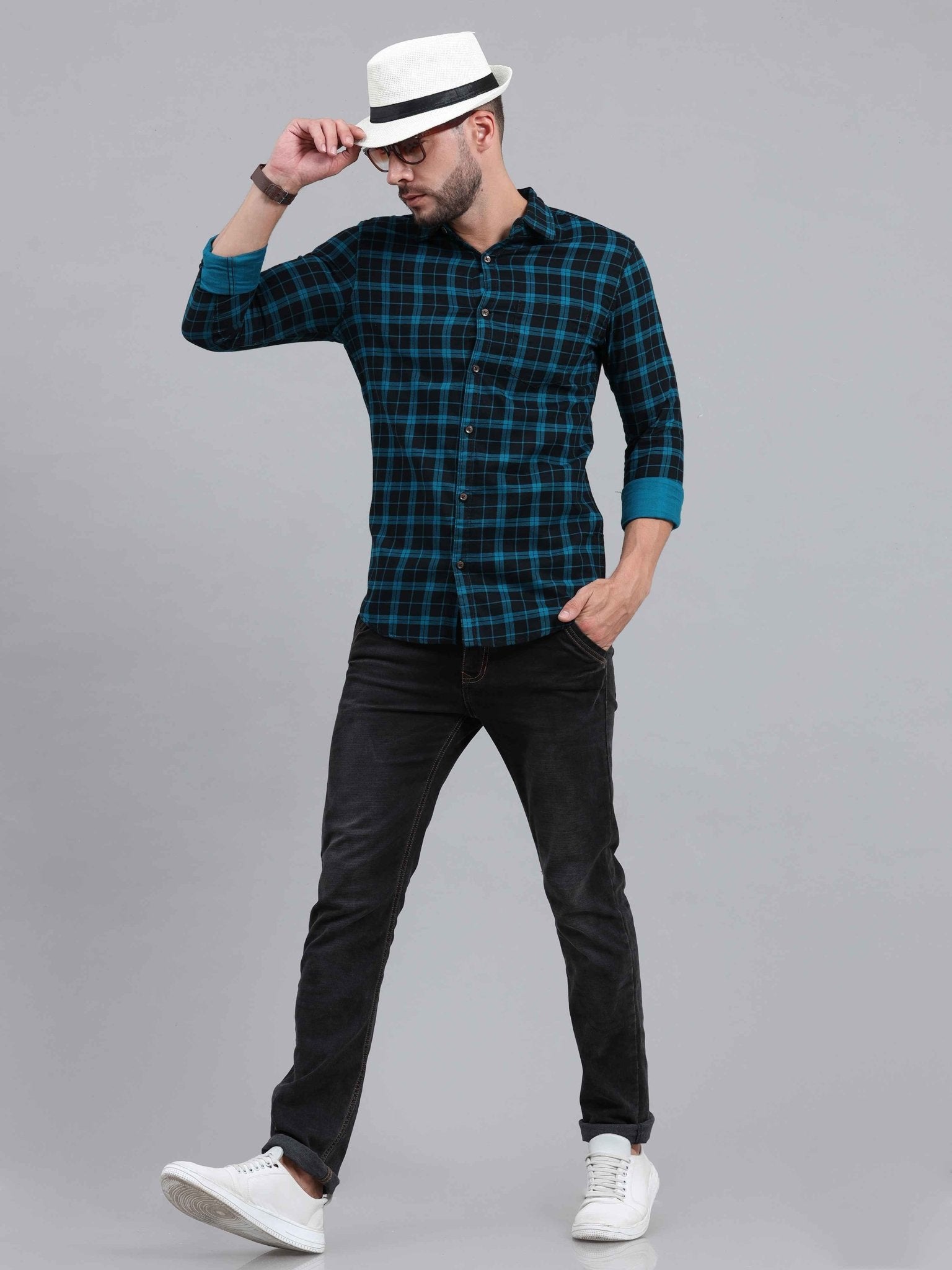 Men Regular Fit Checkered Cut Away Collar Casual Shirt - Adhi Shree Fashion