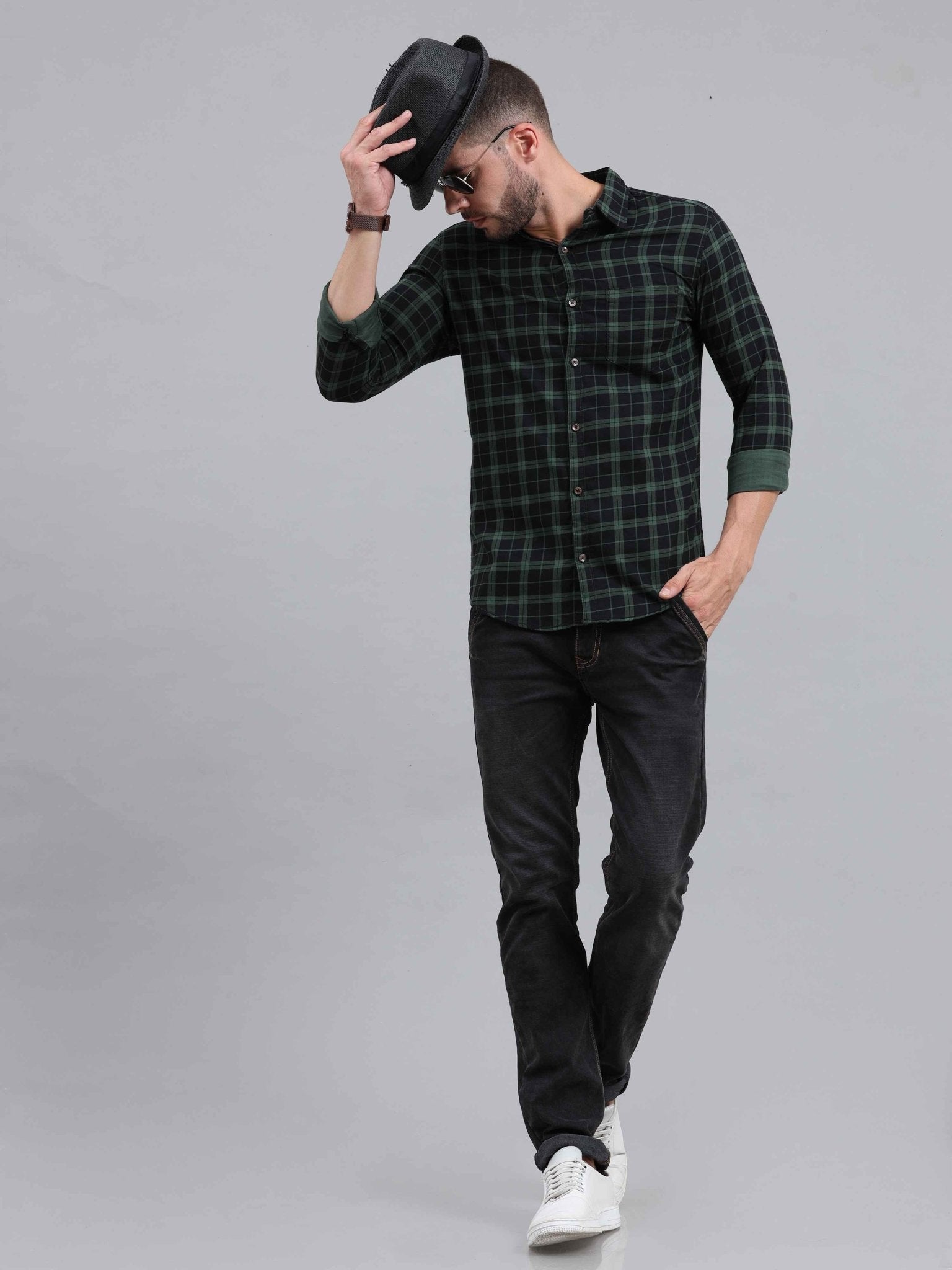 Men Regular Fit Checkered Cut Away Collar Casual Shirt - Adhi Shree Fashion