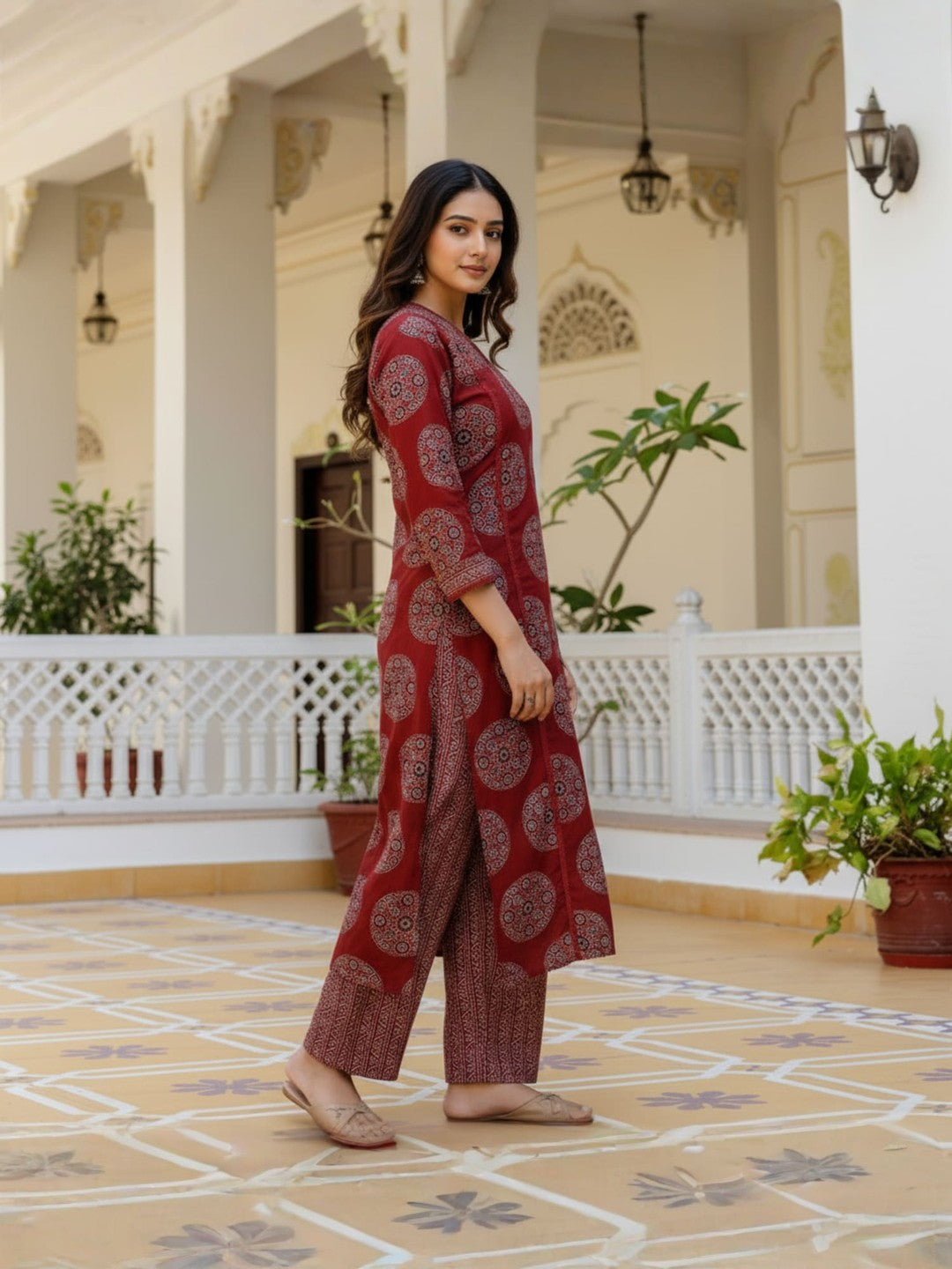 Maroon Printed Rayon Blend Straight Kurta With Pant