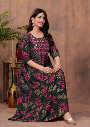 Embroidered Rayon Blend Anarkali Kurta (Green)